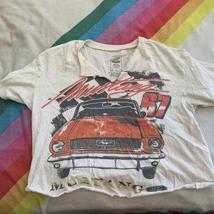 vintage style cropped tshirt